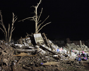 Oklahoma National Guard aids search and rescue for Moore, Okla. tornado